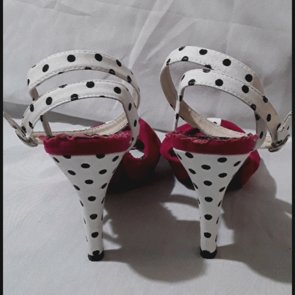 Bettie Page hot pink dot fabric ankle wrap sandal - Picture 4 of 5